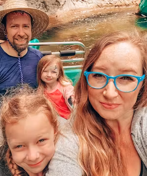 Welcome to the inspiring world of Jenny Tate, Washington's loving homeschool mom.