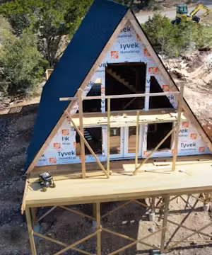 Darryl Darks: Building a Vacation Dream in Canyon Lake!