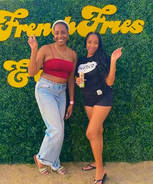 Fashion Trends Instagram posts by @iamrynyree