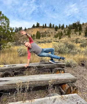 Josh Rimer: TV Host, Travel Writer & Influencer