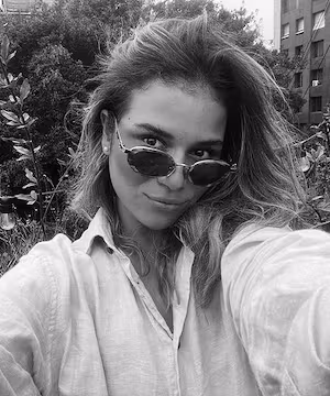 Travel, Artsy, & Healthy Lifestyle profile.