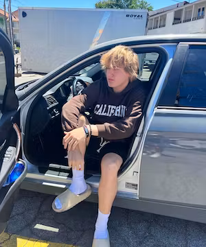 Custom Instagram post by @cxleb
