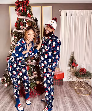 Original TikTok by @justthekirks I can sell salt to a slug & My family is very friendly on the eyes