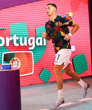 Engaging social video ad from @cristiano