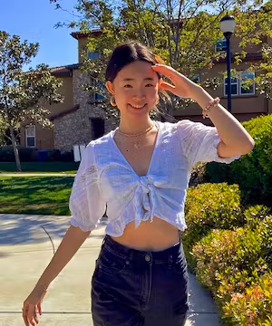 Post/Reel/Story (fashion, beauty and lifestyle influencer) from @jennifer_jinn
