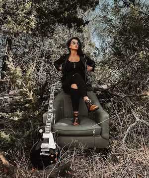 Singer/songwriter @terahlynnofficial - Recording Artist & Owner Of Bridge Music Magazine