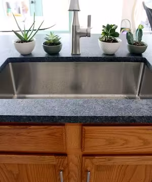 Budget sensitive home ideas with an impact. Paint colors, DIY projects, and organization ideas.