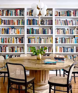 Discover Kevin O'Gara: the master of modern-classic design!