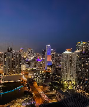 Fashion and beauty by @kolbrunelma