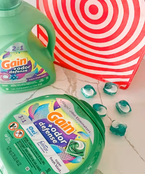 Zena Samona-Ibrahim: Turning Everyday Life into Art on Instagram