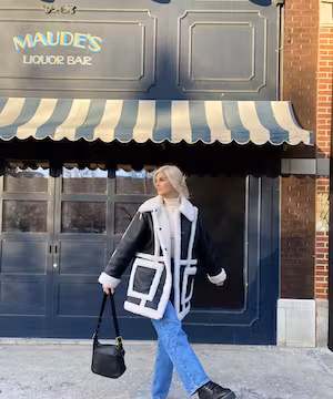 Lindsey Simon lights up the screen with her bold fashion and uplifting content!