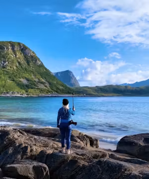 Exploring  Travel, Lifestyle & Adventure with Holly Caputo