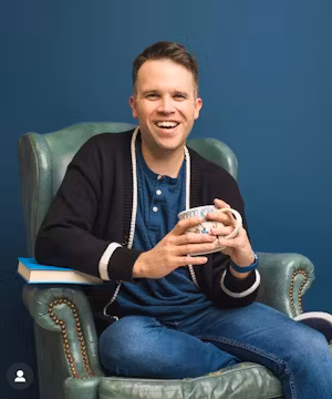 Jason Munoz: Podcast Maestro, Literary Critic, and Curated Collector