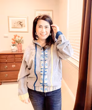 Creative Instagram post by @simplypetiteray