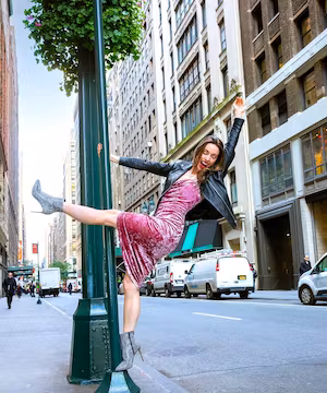 SarahFunky: School of Hustle Expert
