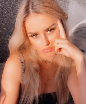 Original Instagram post by @ellalouisehall