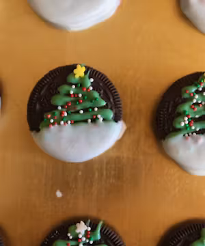 Jenn Brockman: The Vibrant Mom Blogger's Exciting Comeback