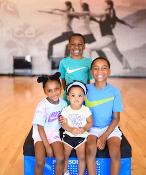 Nike Trainer & mom of almost 5 sharing relevant lifestyle products, recipes, and relatable mom life!