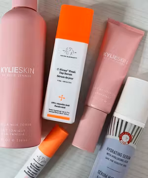 Custom product photos by @_onlyby_vale