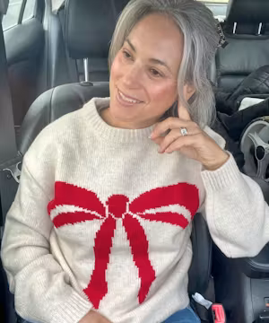 Jacqueline Pearlstone: Redefining Style and Confidence Through Digital Influence