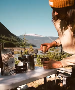 Matt & Emilie: DIY Nomads on a Bus-bound Adventure