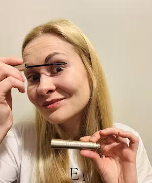 Vlada: Dancing Through Your Screen with Joy