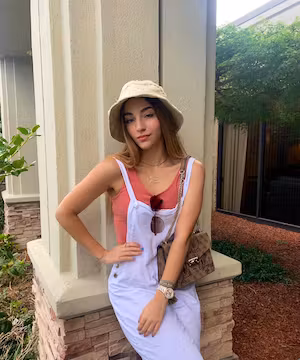 A creative soul with refreshing & artistic content