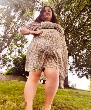 Plus Size Fashion Influencer