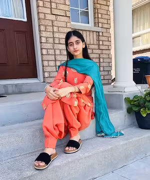 Custom modeling photos from @prabhkaur_.gill