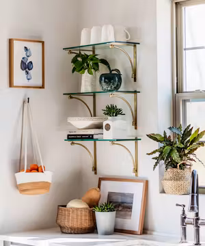 Creating beautiful pins for your products on @dearhomeblog
