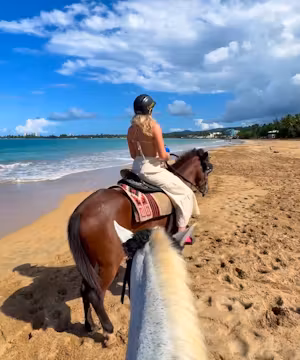 Margan Kieley: Globe-Trotting Fashionista