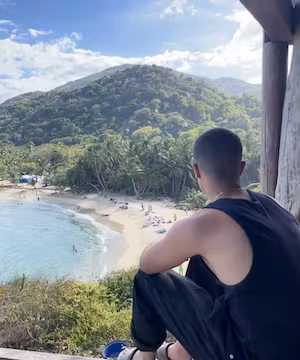 Expert modeling photos