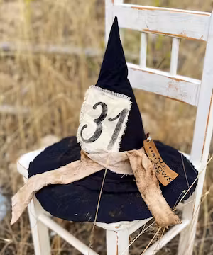 Haley: Home Decor Guru, Recipe Maven & Holiday Enthusiast