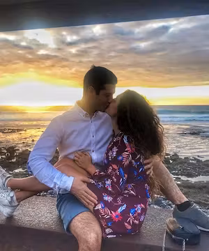 Creative and romantic travel content by @viajandocontigo__