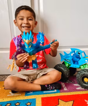 From family adventures to latin-inspired content, Brenda Marino lights up the 'gram with her uplifting vib