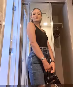 Sponsored Instagram post by @Robin.neelyy