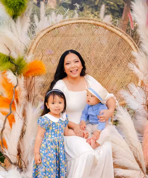 Gizelle: SoCal Mom, Snack Connoisseur and Adventure Lover