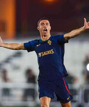Engaging social video ad from @cristiano