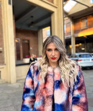 Marella Ruata radiates confidence and style!