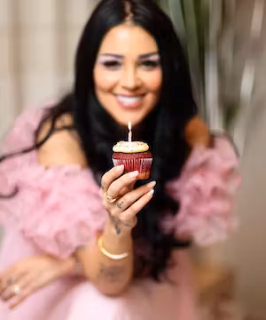 Quality logo by @Bellafaris66