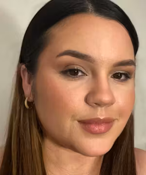 Meet Karen Mendez: Mom, Makeup Maven, and Sunshine State Star!
