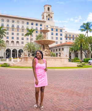 Claudia Caminero: Vibrant Latina Influencer Lighting Up Miami