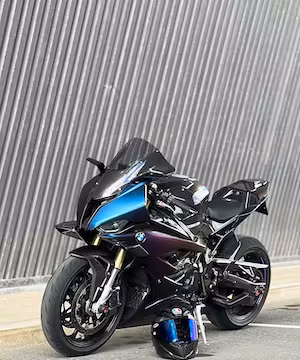 Be quick! New to the game @carbon.rider is growing rapid!