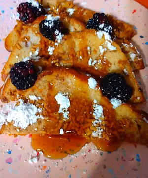 Sponsored Instagram post by @Ezeebuxs