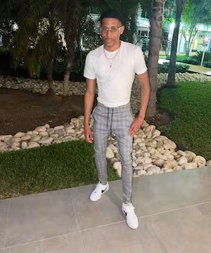 Unique Instagram post by @mrtyjurelle