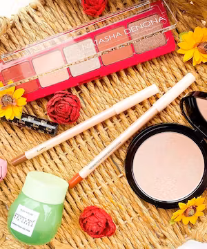 Sponsored Instagram post by @freshfacedover40