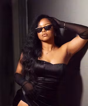 Meet Sharron Foxx: The Confident Queen of Beauty, Fashion, Health & Renovations!