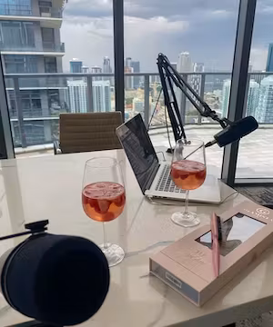 Fashion and beauty by @kolbrunelma