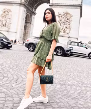 Young South Asian Fashionista Mom of Two. Love all things fashion, travelling and homemaking.