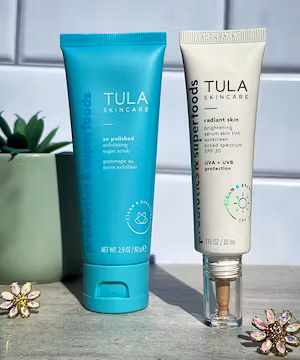 Meet Carra Dmowski, the Clearwater-based Instagram influencer sharing her inspiring perspective!